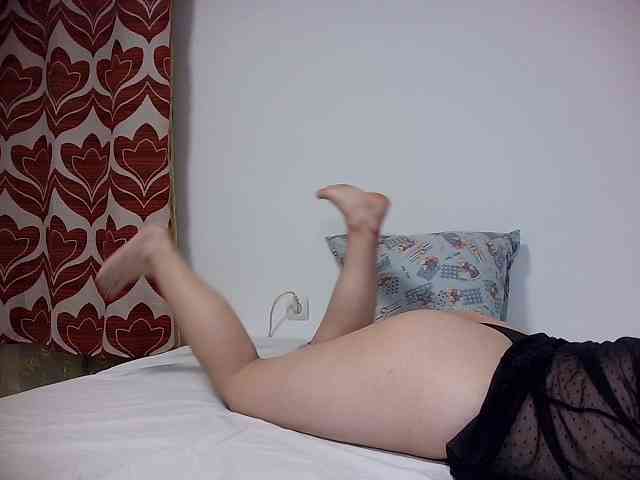 ZaraBabbyLOVE webcam