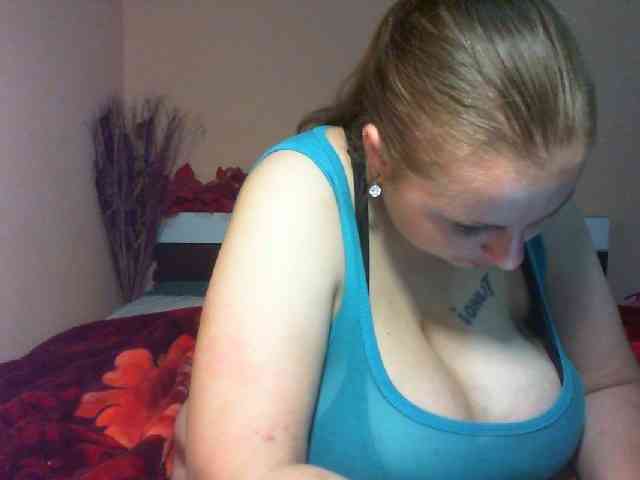 Arriana98 webcam