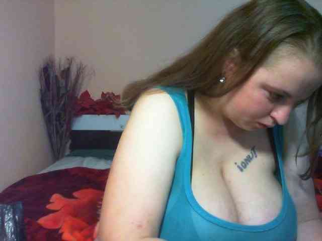 Arriana98 webcam