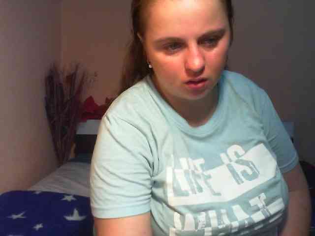 Arriana98 webcam
