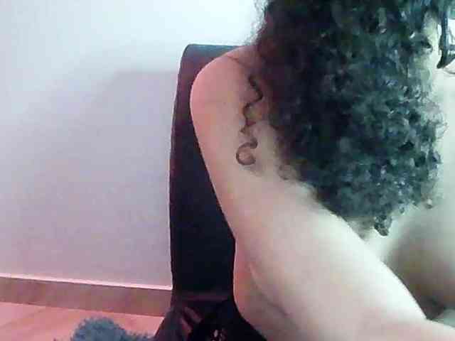 mavis12 webcam
