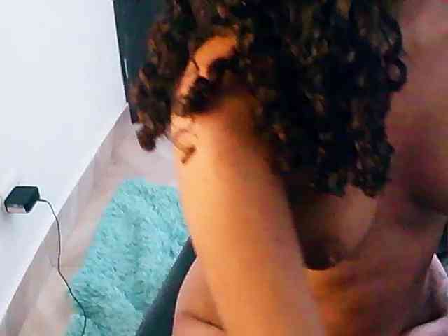 mavis12 webcam