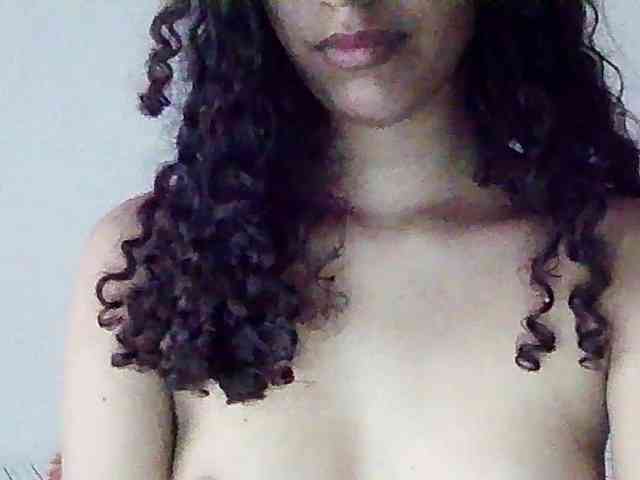 mavis12 webcam