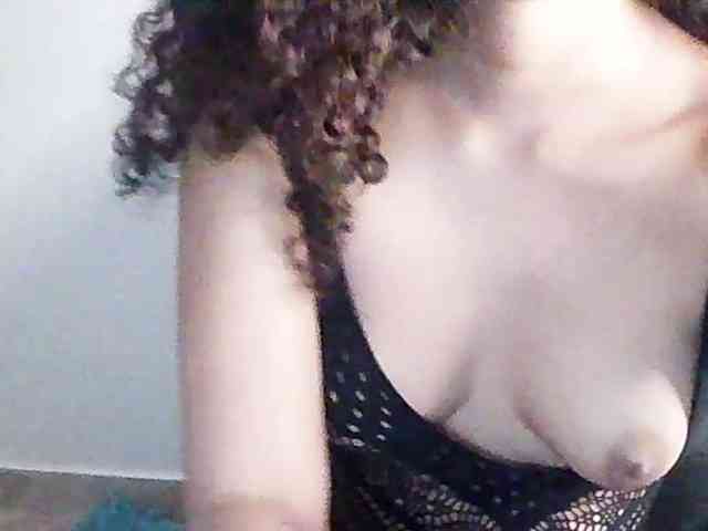 mavis12 webcam