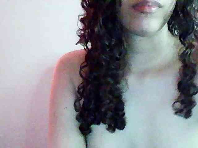 mavis12 webcam
