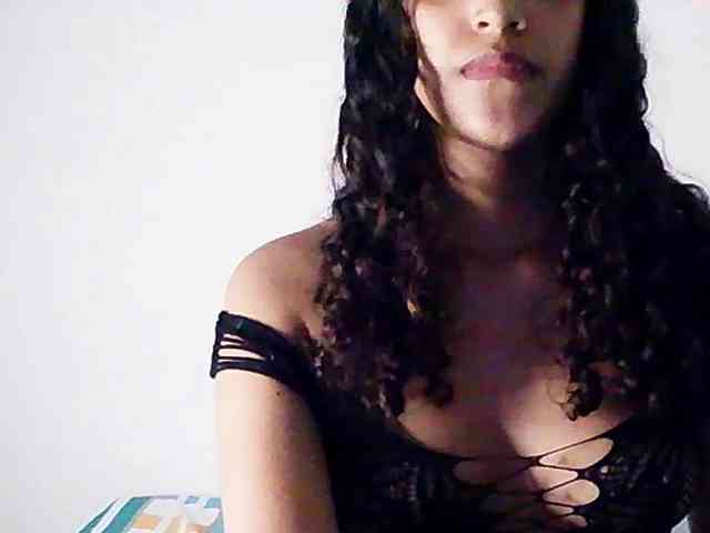 mavis12 webcam