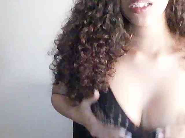 mavis12 webcam