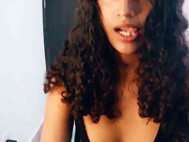 mavis12 webcam
