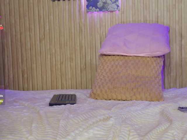 Moon-celeste's BongaCams show and profile