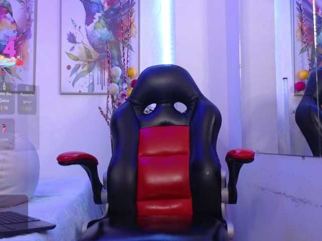 Moon-celeste's BongaCams show and profile