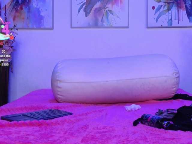 Moon-celeste's BongaCams show and profile