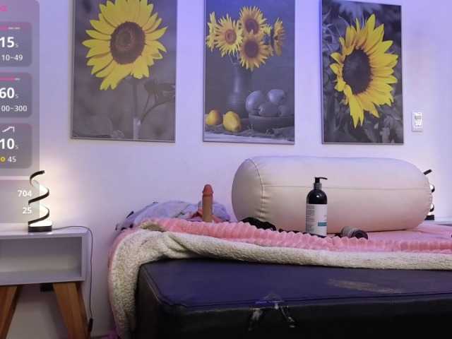 Moon-celeste's BongaCams show and profile