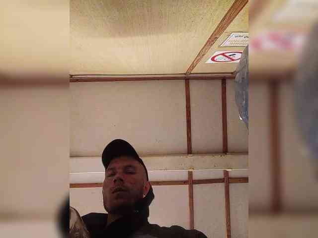 Crr8rYCNgYsBpTU