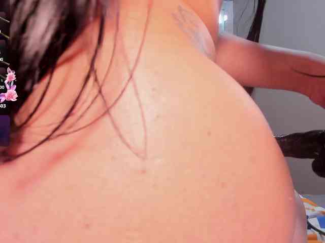 aishablair Live Webcam on BongaCams