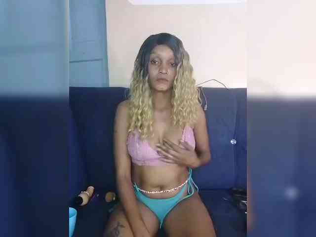 Sexydolla webcam