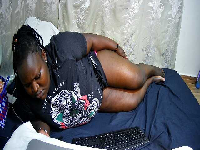 Discover the cute escort Chubby-pritty as she's massaging her build chubby-pritty from BongaCams