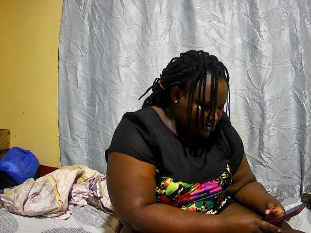 chubby-pritty on BongaCams 