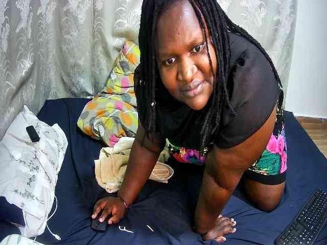 chubby-pritty webcam