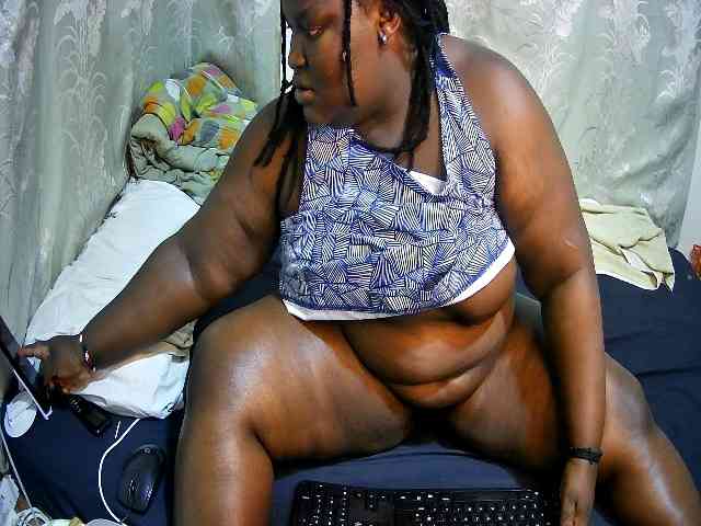 chubby-pritty webcam