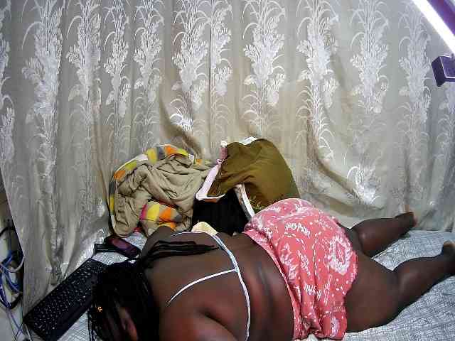 chubby-pritty webcam