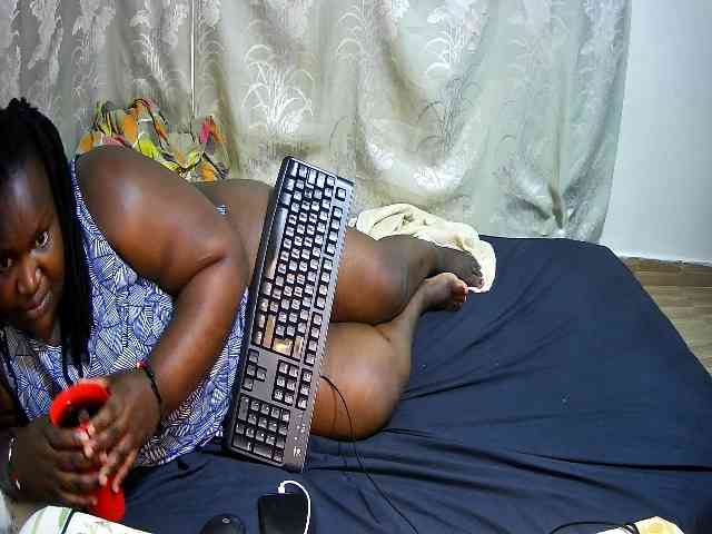 chubby-pritty webcam