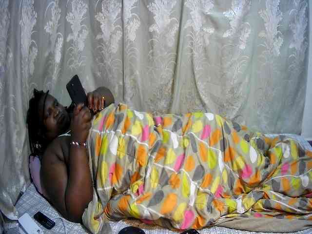 chubby-pritty webcam