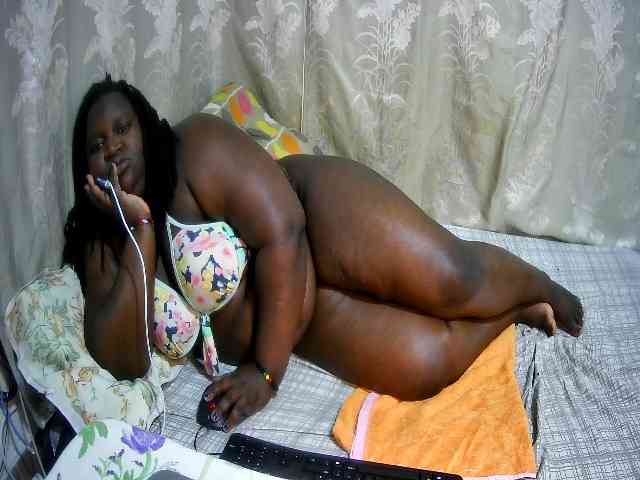 chubby-pritty webcam