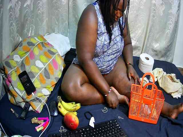 chubby-pritty webcam