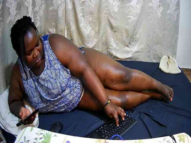 chubby-pritty webcam