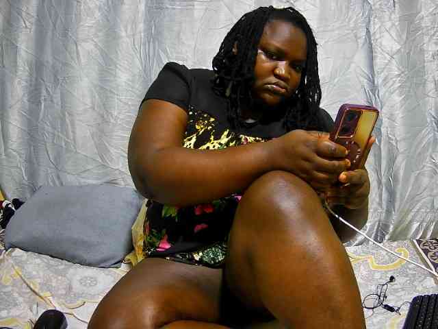 chubby-pritty webcam