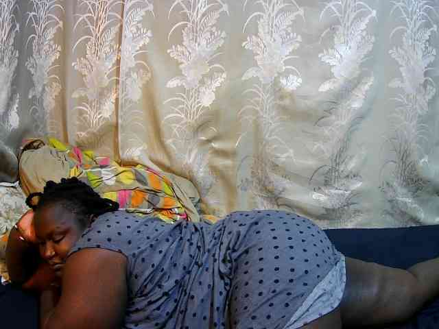 chubby-pritty webcam