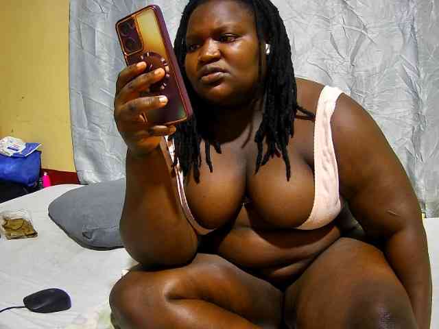 chubby-pritty webcam