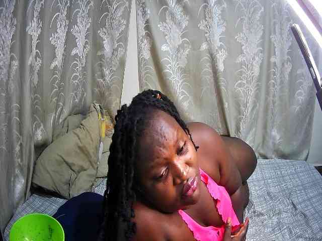 chubby-pritty webcam