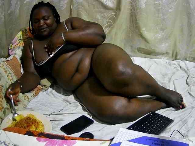 chubby-pritty webcam