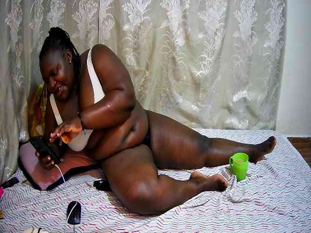 chubby-pritty webcam