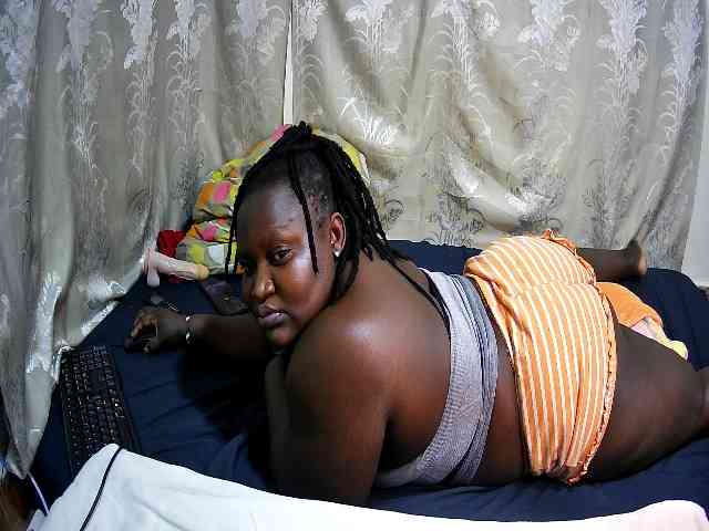 chubby-pritty webcam