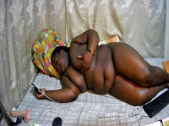 chubby-pritty webcam