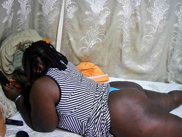 chubby-pritty webcam