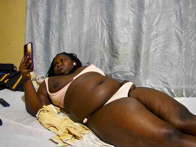 chubby-pritty webcam