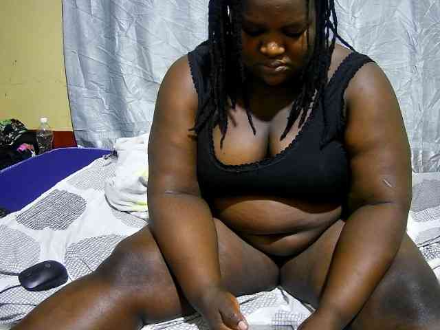 chubby-pritty webcam