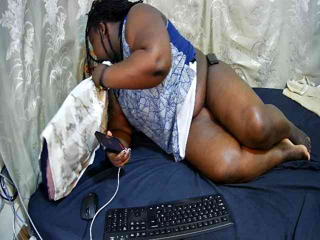 chubby-pritty webcam