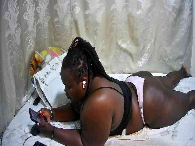 chubby-pritty webcam