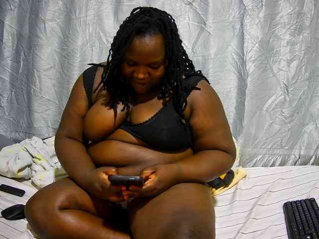 chubby-pritty webcam