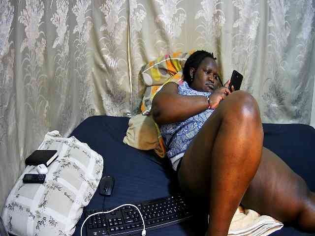 chubby-pritty webcam