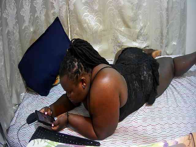 chubby-pritty webcam