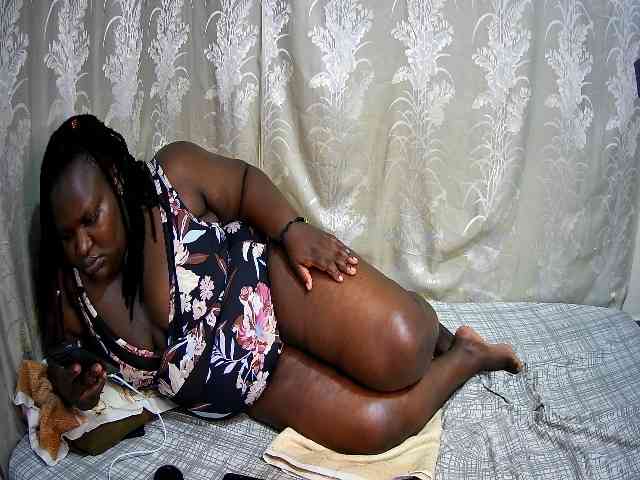 chubby-pritty webcam