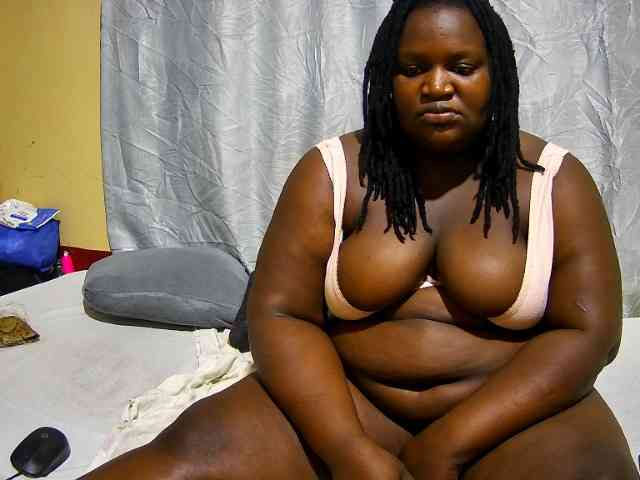 chubby-pritty webcam