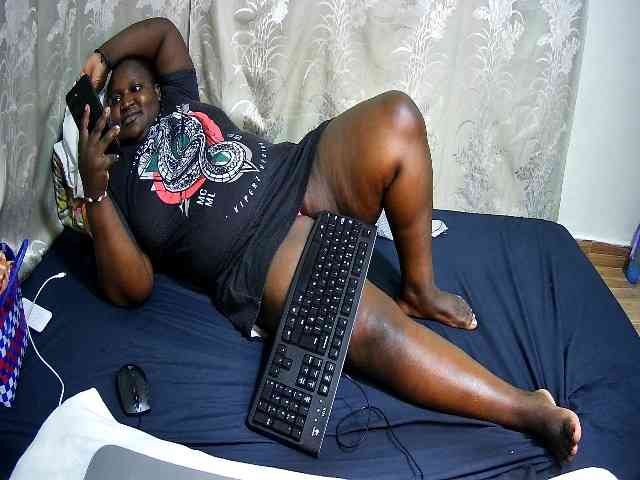chubby-pritty webcam