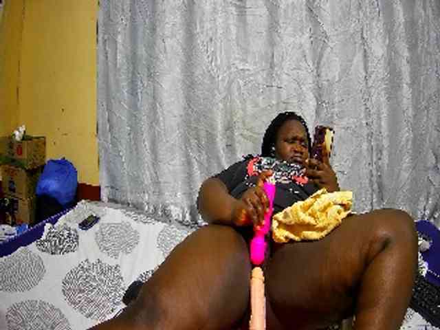 chubby-pritty webcam