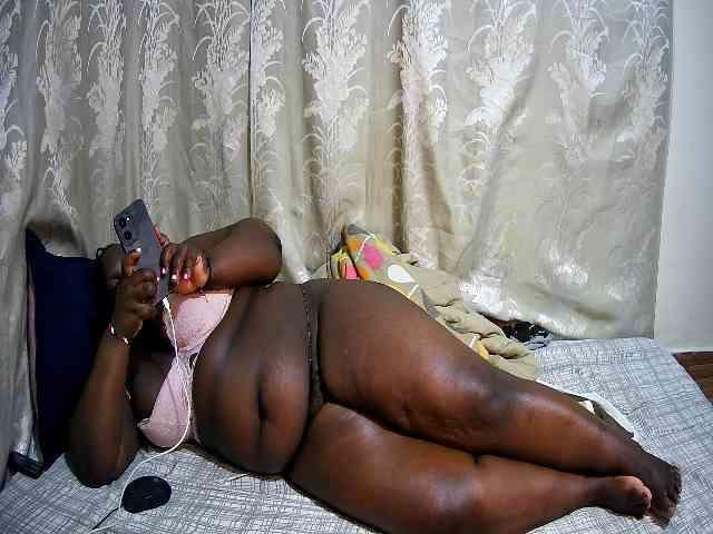 chubby-pritty webcam